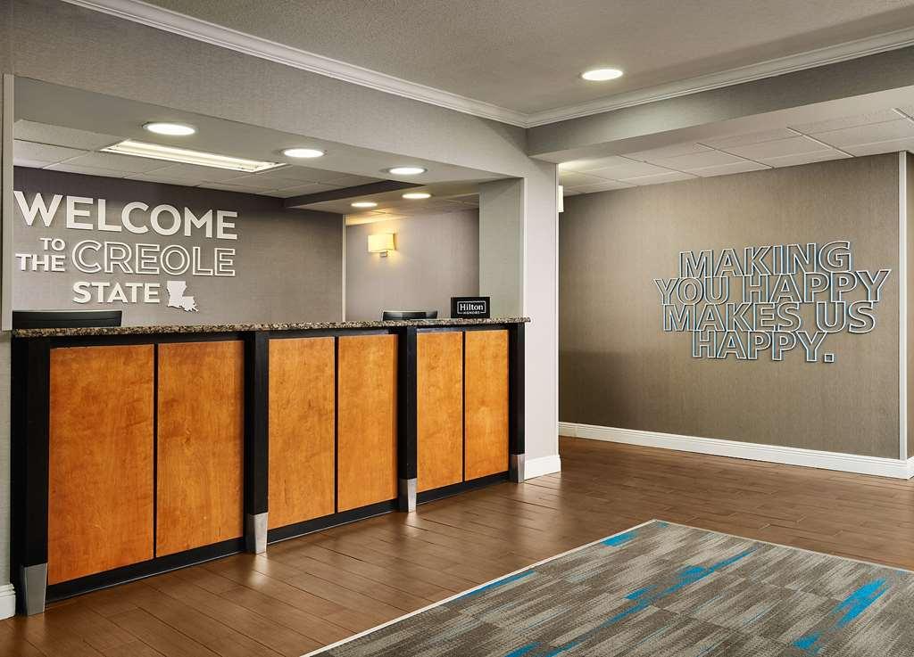Hampton Inn Covington Va Экстерьер фото